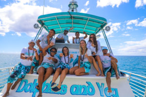 Read more about the article What’s in Your Bag? The Perfect Packing List for a Dolphin Boat Tour in Hawaii